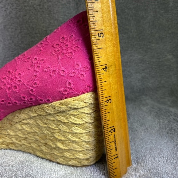Chaps Pink‎ Wedge Shoes Women’s Size 9.5 Slip On - Picture 9 of 9